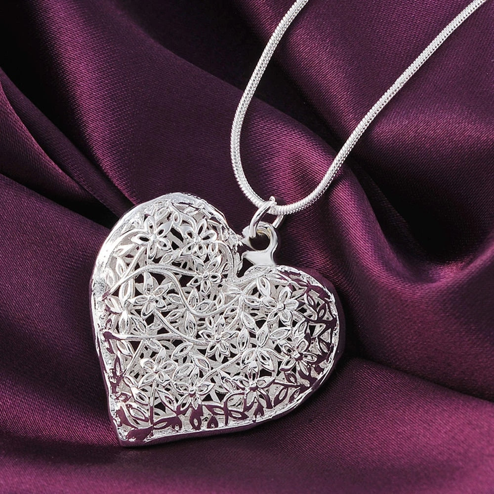 Silver color heart necklace